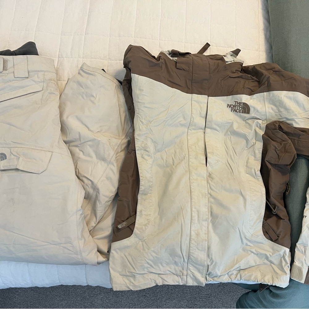 The North Face Women’s Ski Jacket and Pants-